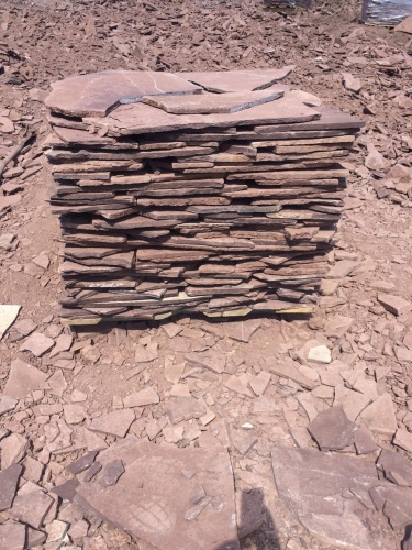 Плитняк лемезит бордовый для цоколя 1,5-2 см купить в Лянторе