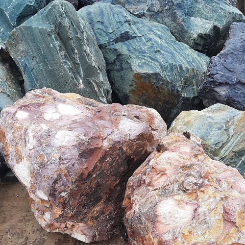 Ландшафтные глыбы красно-фиолетовые 200-1000 килограмм купить в Лянторе