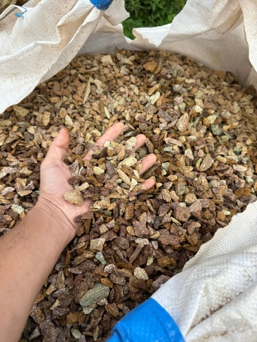 Златолит персиковый декоративная каменная крошка купить в Лянторе