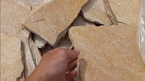 Плитняк златолит жёлтый золотистый для отмостки купить в Лянторе