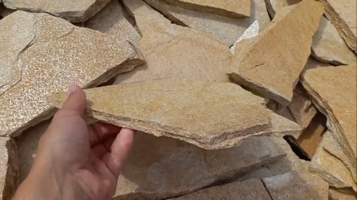 Плитняк златолит жёлтый для цоколя купить в Лянторе